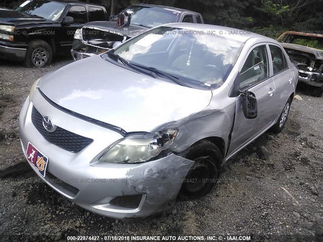 1NXBU4EE5AZ187976 - 2010 TOYOTA COROLLA S/LE/XLE SILVER photo 2