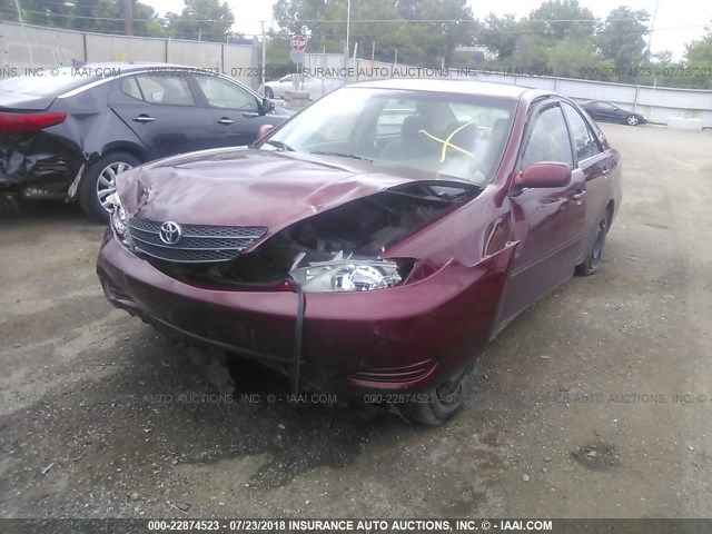 4T1BE32KX4U333049 - 2004 TOYOTA CAMRY LE/XLE/SE 红色 照片 2