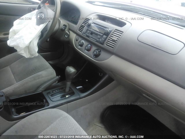 4T1BE32KX4U333049 - 2004 TOYOTA CAMRY LE/XLE/SE 红色 照片 5