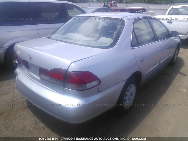 1HGCF86621A114407 - 2001 HONDA ACCORD VALUE SILVER photo 4