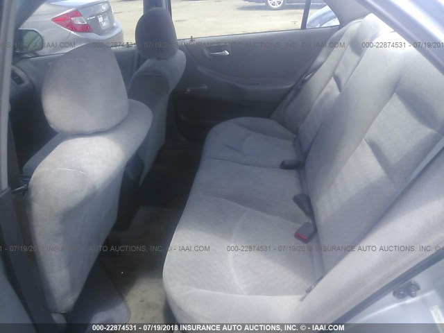 1HGCF86621A114407 - 2001 HONDA ACCORD VALUE SILVER photo 8