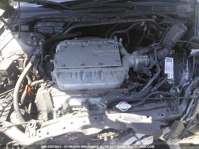 19UYA424X3A013135 - 2003 ACURA 3.2CL GRAY photo 10