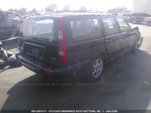 YV1LW55A2X2558371 - 1999 VOLVO V70 BLACK photo 4