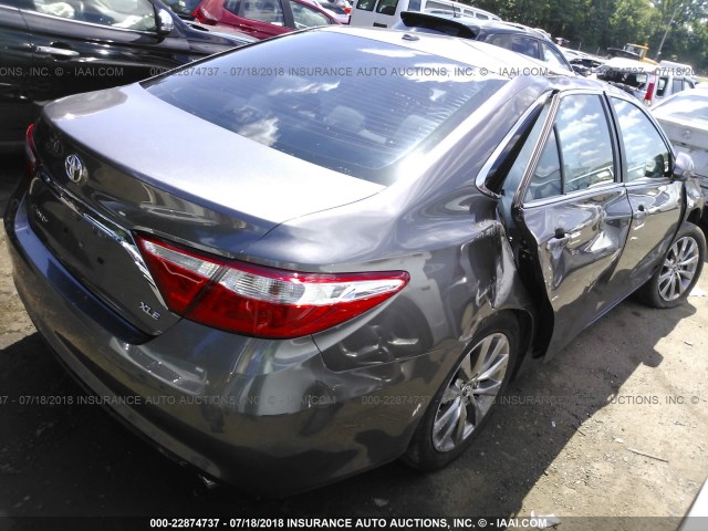 4T4BF1FKXFR480069 - 2015 TOYOTA CAMRY LE/XLE/SE/XSE 灰色 照片 4