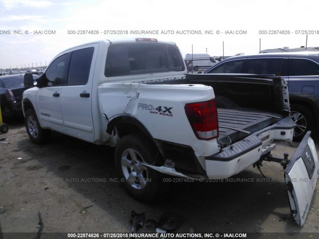 1N6AA0EC4BN322213 - 2011 NISSAN TITAN S/SV/SL/PRO-4X WHITE photo 3