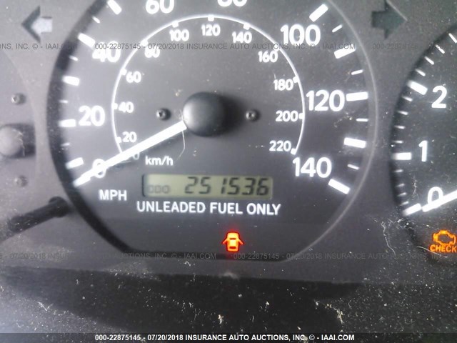 JT2BF28K2W0100126 - 1998 TOYOTA CAMRY LE/XLE WHITE photo 7