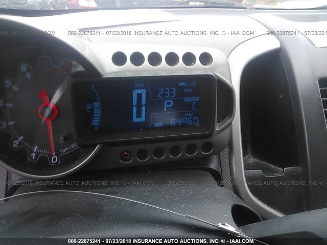 1G1JA5SH9E4205634 - 2014 CHEVROLET SONIC LS WHITE photo 7