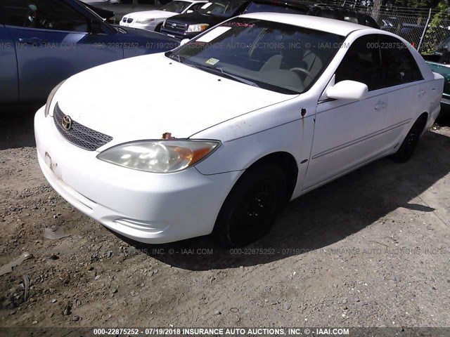 4T1BE32K22U039514 - 2002 TOYOTA CAMRY LE/XLE/SE 白色 照片 2