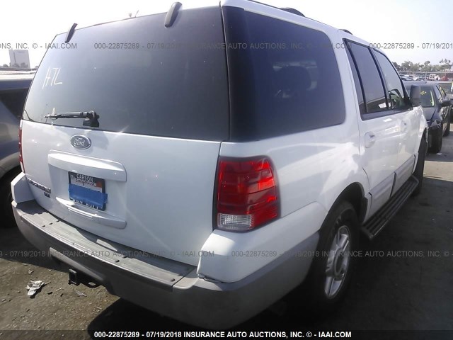 1FMRU15W23LB08455 - 2003 FORD EXPEDITION XLT WHITE photo 4