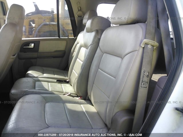 1FMRU15W23LB08455 - 2003 FORD EXPEDITION XLT WHITE photo 8
