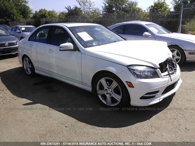 WDDGF8BB9BF528572 - 2011 MERCEDES-BENZ C 300 4MATIC WHITE photo 1