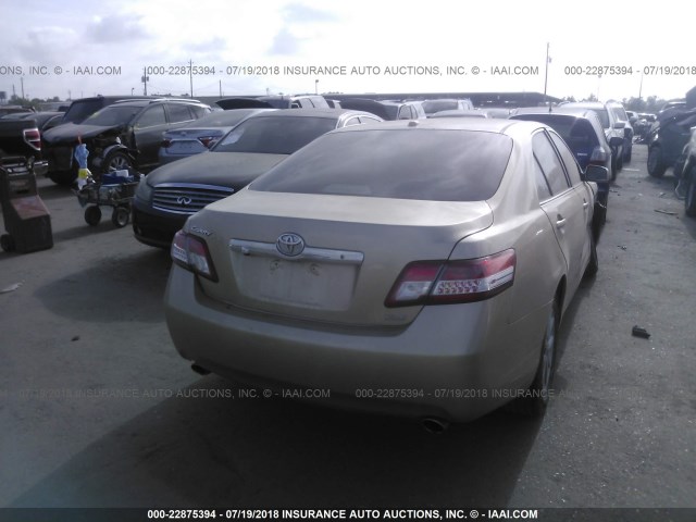 4T1BK3EK7AU605704 - 2010 TOYOTA CAMRY SE/LE/XLE GOLD photo 3