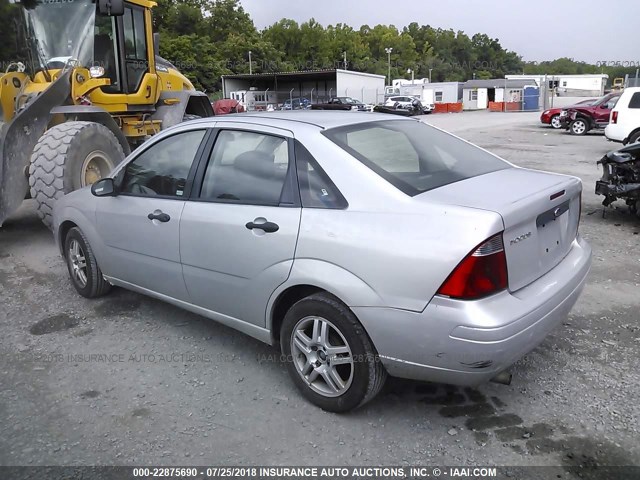 1FAFP34N67W230216 - 2007 FORD FOCUS ZX4/S/SE/SES 银色 照片 3