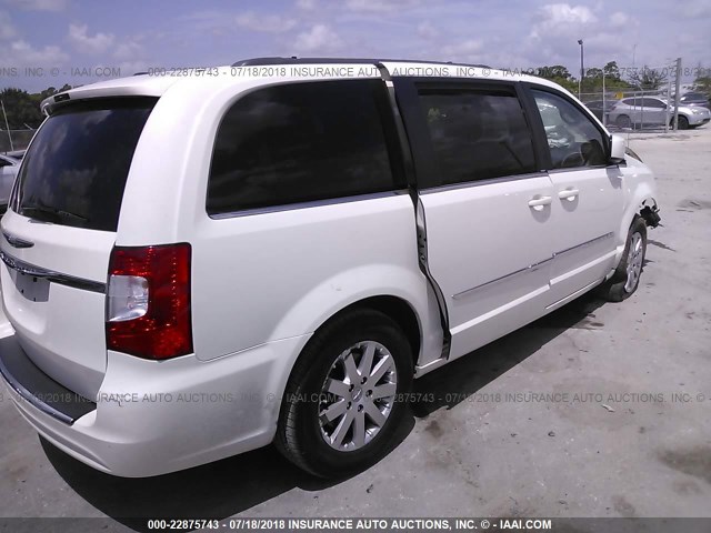 2C4RC1BG6DR737715 - 2013 CHRYSLER TOWN & COUNTRY TOURING WHITE photo 4