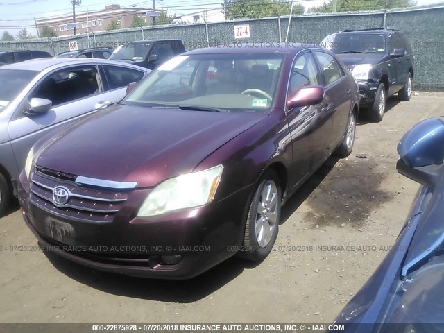 4T1BK36B56U130933 - 2006 TOYOTA AVALON XL/XLS/TOURING/LIMITED MAROON photo 2