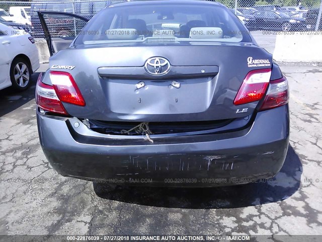 4T1BE46K69U315042 - 2009 TOYOTA CAMRY SE/LE/XLE ნაცრისფერი ფოტო 6