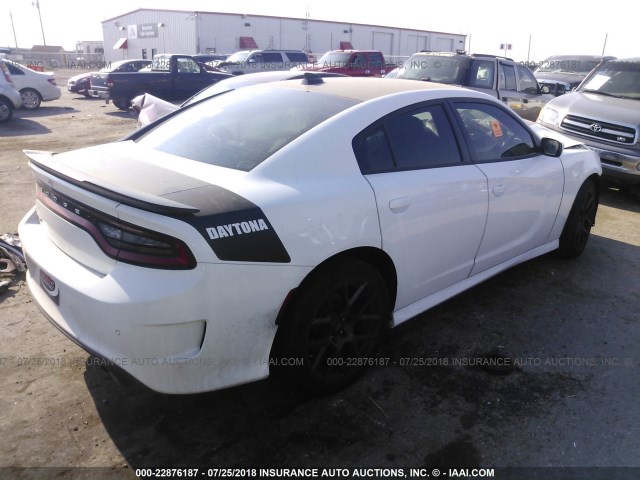 2C3CDXCT1JH157828 - 2018 DODGE CHARGER R/T WHITE photo 4