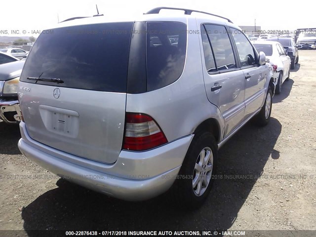 4JGAB72E2YA220984 - 2000 MERCEDES-BENZ ML 430 SILVER photo 4