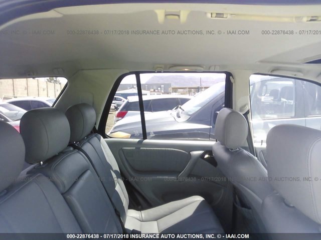 4JGAB72E2YA220984 - 2000 MERCEDES-BENZ ML 430 银色 照片 8