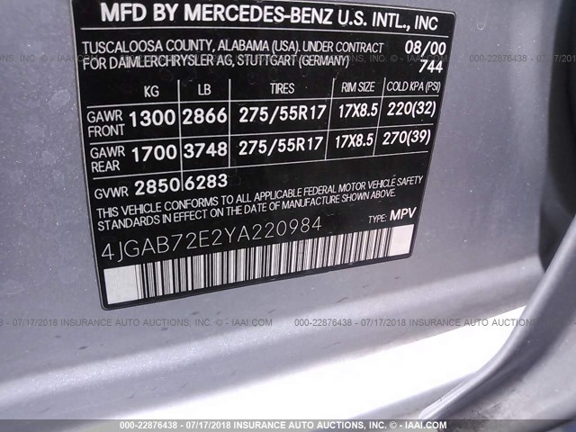 4JGAB72E2YA220984 - 2000 MERCEDES-BENZ ML 430 银色 照片 9