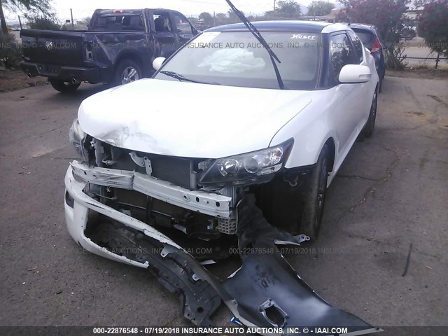 JTKJF5C78C3043957 - 2012 TOYOTA SCION TC 白色 照片 6