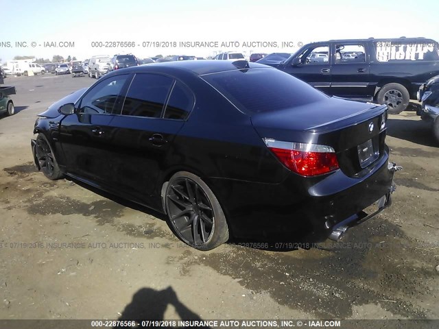 WBSNB93516B583924 - 2006 BMW M5 BLACK photo 3