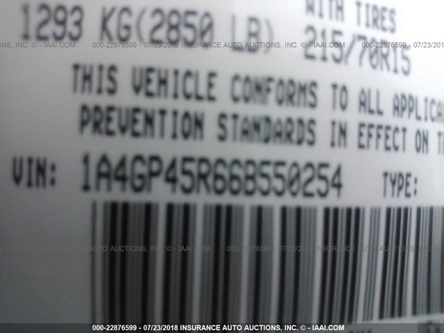 1A4GP45R66B550254 - 2006 CHRYSLER TOWN & COUNTRY  WHITE photo 9