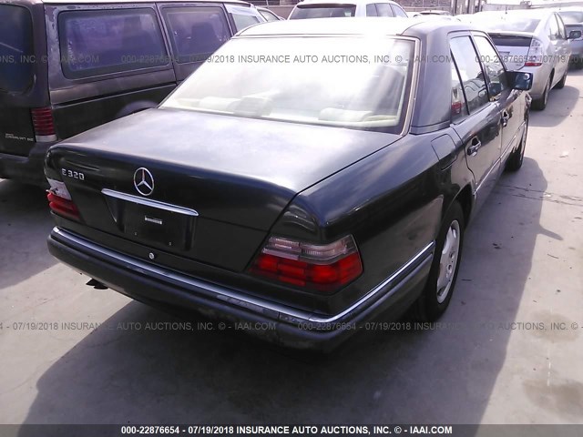 WDBEA32E1SC242387 - 1995 MERCEDES-BENZ E 320 BASE/320 SPECIAL BLUE photo 4