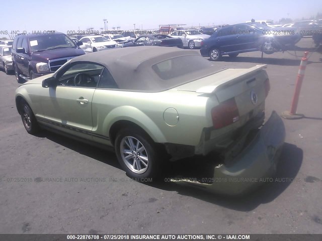 1ZVFT84N365127744 - 2006 FORD MUSTANG GREEN photo 3