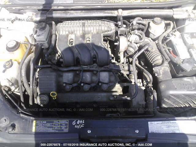 1FAFP27135G175038 - 2005 FORD FIVE HUNDRED SEL WHITE photo 10