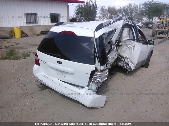 1FMDK05126GA29637 - 2006 FORD FREESTYLE SEL WHITE photo 4