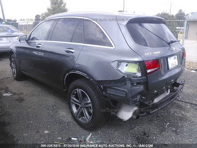 WDC0G4KB3GF039622 - 2016 MERCEDES-BENZ GLC 300 4MATIC Light Blue photo 3