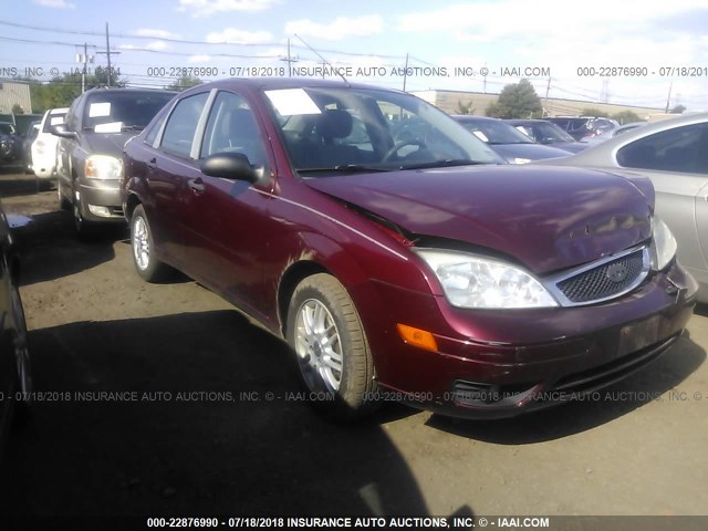 1FAHP34N57W234590 - 2007 FORD FOCUS ZX4/S/SE/SES MAROON photo 1