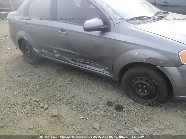 KL1TD5DE2BB258622 - 2011 CHEVROLET AVEO LS/LT 灰色 照片 6