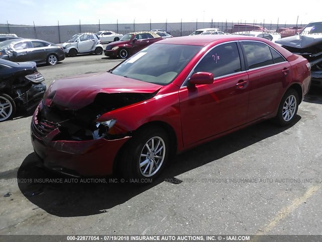 4T1BK46K17U052206 - 2007 TOYOTA CAMRY NEW GENERAT LE/XLE/SE RED photo 2