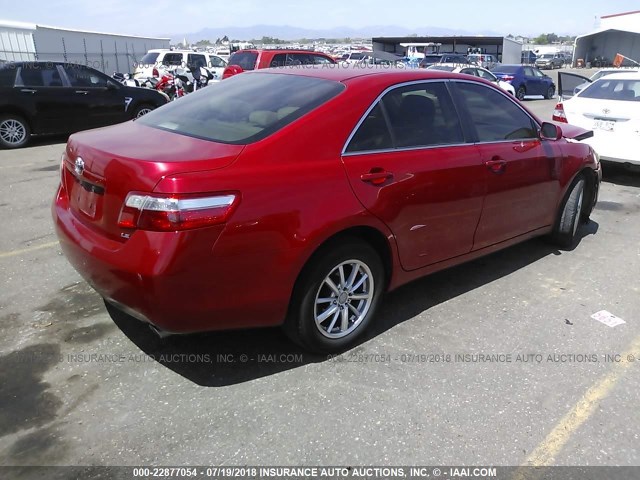 4T1BK46K17U052206 - 2007 TOYOTA CAMRY NEW GENERAT LE/XLE/SE RED photo 4
