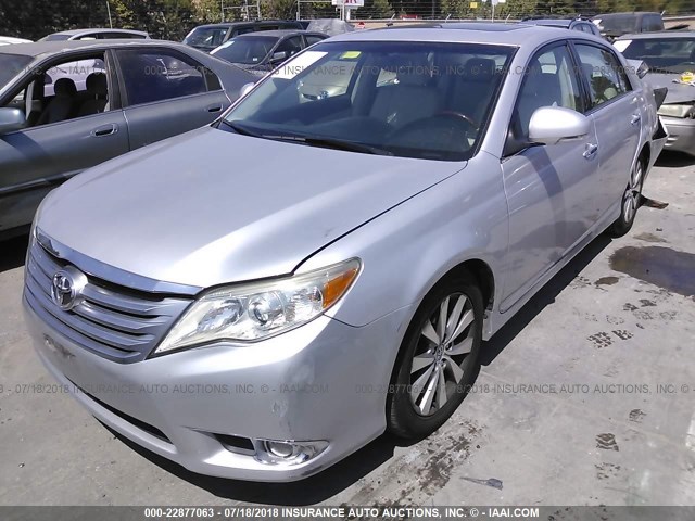 4T1BK3DB4BU439225 - 2011 TOYOTA AVALON LIMITED SILVER photo 2