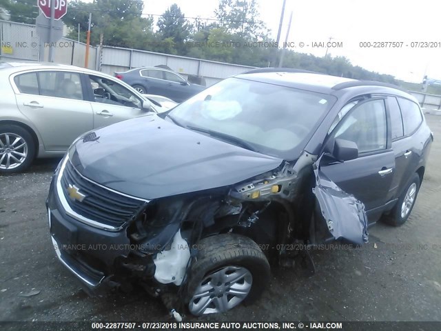 1GNKVFKD7DJ102562 - 2013 CHEVROLET TRAVERSE LS GRAY photo 2