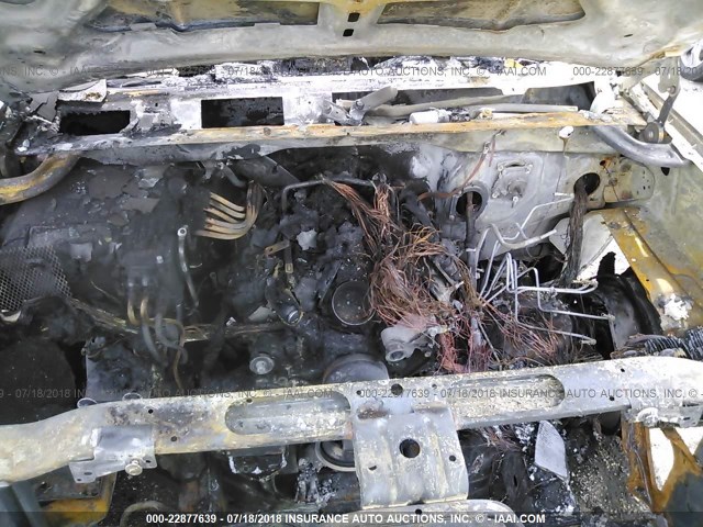 3GCUCUEJ9BG157588 - 2011 CHEVROLET SILVERADO C1500 HYBRID Сріблястий фото 10