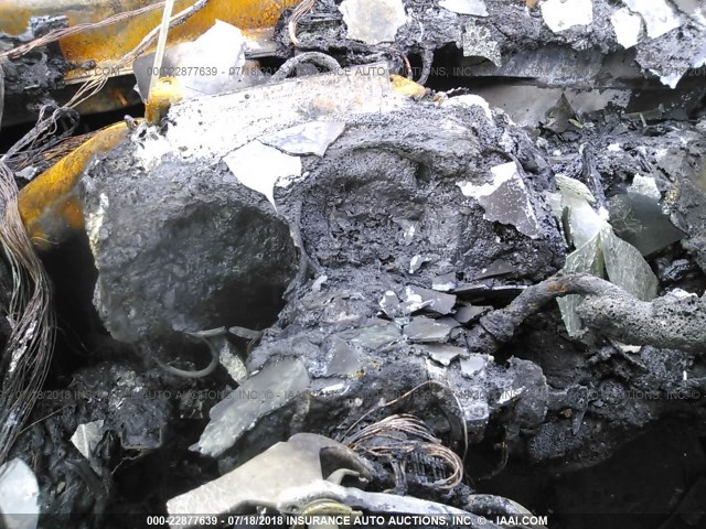 3GCUCUEJ9BG157588 - 2011 CHEVROLET SILVERADO C1500 HYBRID Сріблястий фото 7