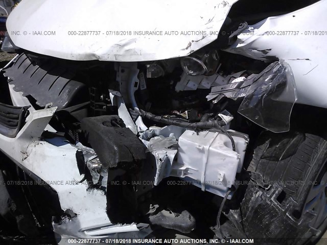 1G1JG6SH5H4164153 - 2017 CHEVROLET SONIC WHITE photo 6