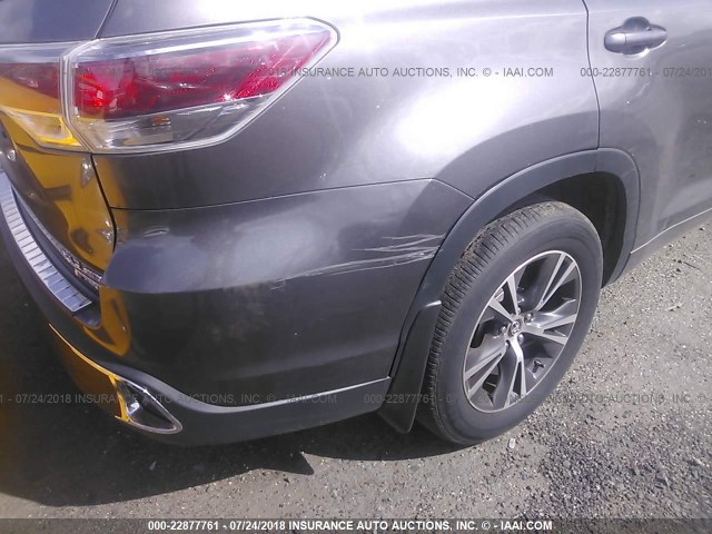 5TDJKRFH4GS343854 - 2016 TOYOTA HIGHLANDER XLE ნაცრისფერი ფოტო 6