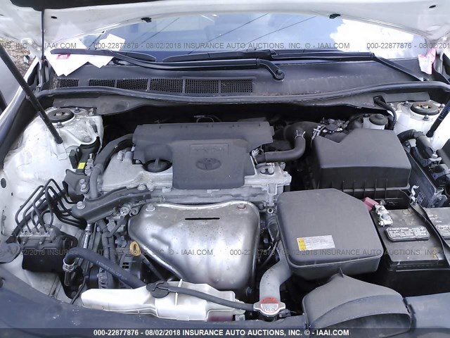4T4BF1FK6GR581272 - 2016 TOYOTA CAMRY LE/XLE/SE/XSE WHITE photo 10