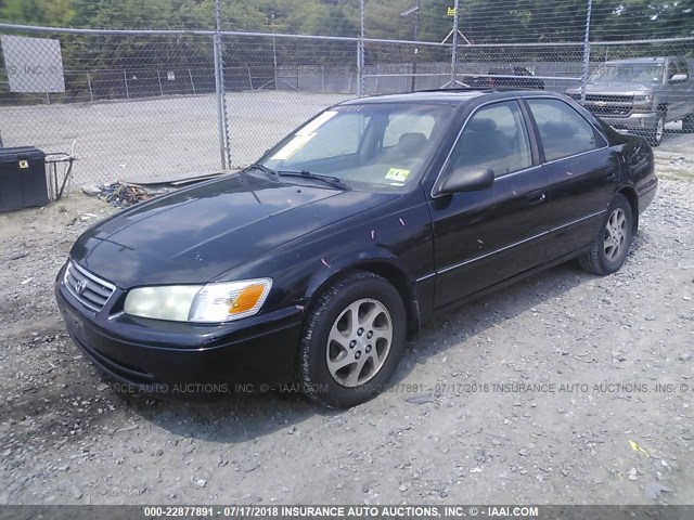 JT2BG28K8Y0440770 - 2000 TOYOTA CAMRY LE/XLE BLACK photo 2