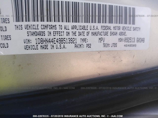 1D8HN44E49B513921 - 2009 DODGE GRAND CARAVAN SE SILVER photo 9