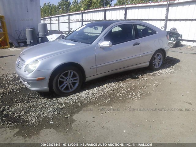 WDBRN47J72A168289 - 2002 MERCEDES-BENZ C 230K SPORT COUPE SILVER photo 2