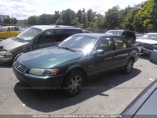 4T1BF22K1VU902265 - 1997 TOYOTA CAMRY CE/LE/XLE GREEN photo 2