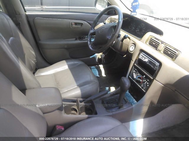 4T1BF22K1VU902265 - 1997 TOYOTA CAMRY CE/LE/XLE 绿色 照片 5