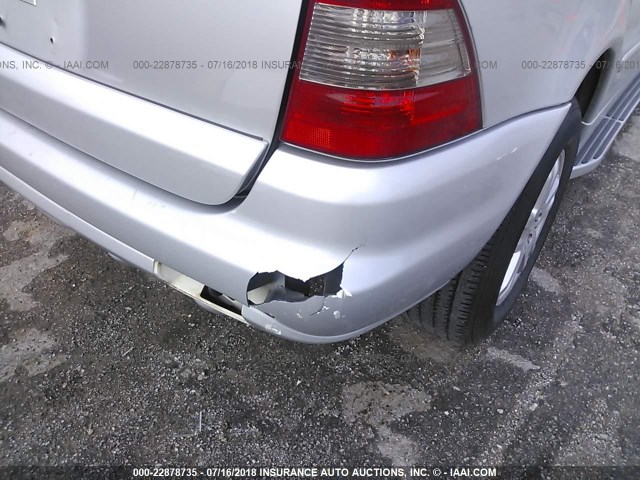 4JGAB75E45A558247 - 2005 MERCEDES-BENZ ML 500 SILVER photo 6