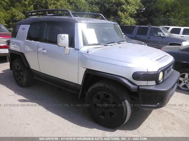 JTEBU11F270029740 - 2007 TOYOTA FJ CRUISER SILVER photo 1